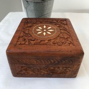 Vintage 1970’s Himalayan Star Flower Hand Carved Trinket Jewelry Box